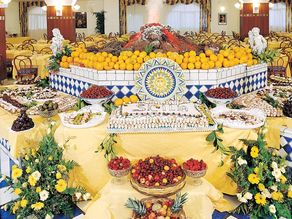 Hotel Le Terrazze Летоянні Екстер'єр фото