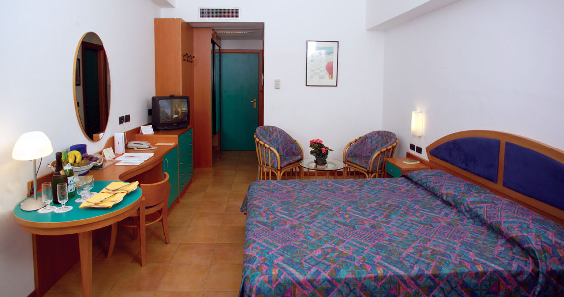 Hotel Le Terrazze Летоянні Екстер'єр фото