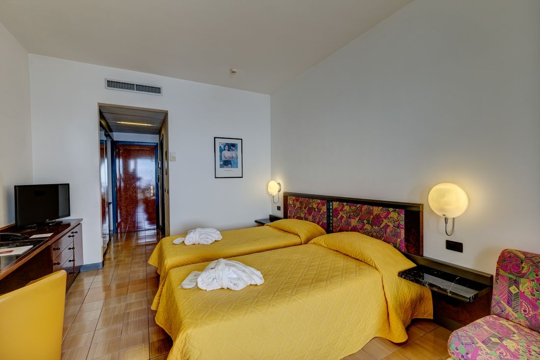 Hotel Le Terrazze Летоянні Екстер'єр фото